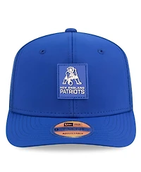 New Era Men's Royal New England Patriots 2025 Sideline Throwback 9SEVENTY Trucker Adjustable Hat