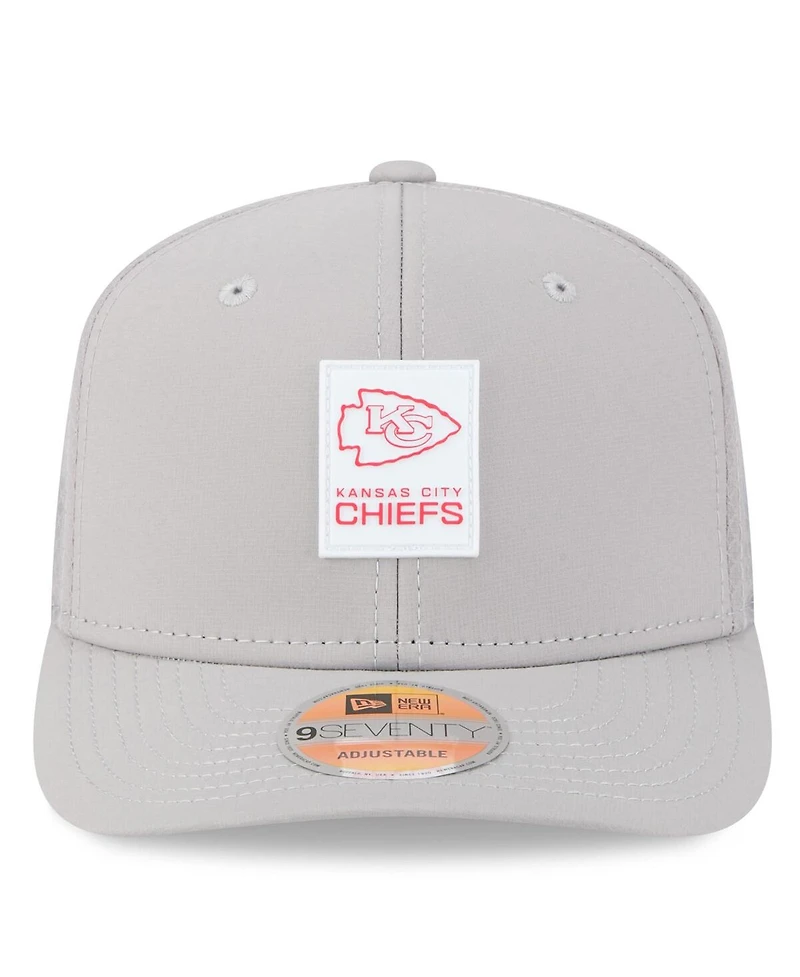 New Era Men's Gray Kansas City Chiefs 2025 Sideline 9SEVENTY Adjustable Trucker Hat