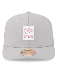 New Era Men's Gray Kansas City Chiefs 2025 Sideline 9SEVENTY Adjustable Trucker Hat