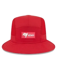 New Era Men's Red Tampa Bay Buccaneers 2025 Sideline Bucket Hat