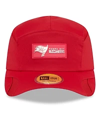 New Era Men's Red Tampa Bay Buccaneers 2025 Sideline Runner Adjustable Hat