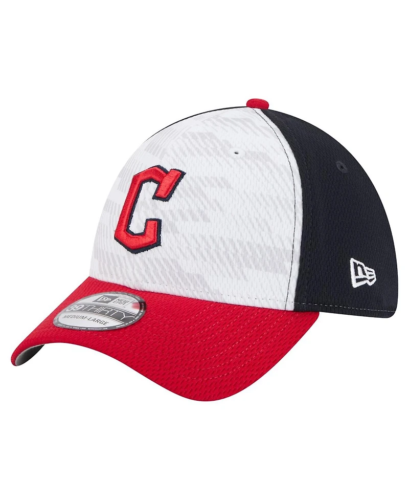New Era Men's Navy/Red Cleveland Guardians 2025 Mlb Clubhouse 39THIRTY Flex Hat