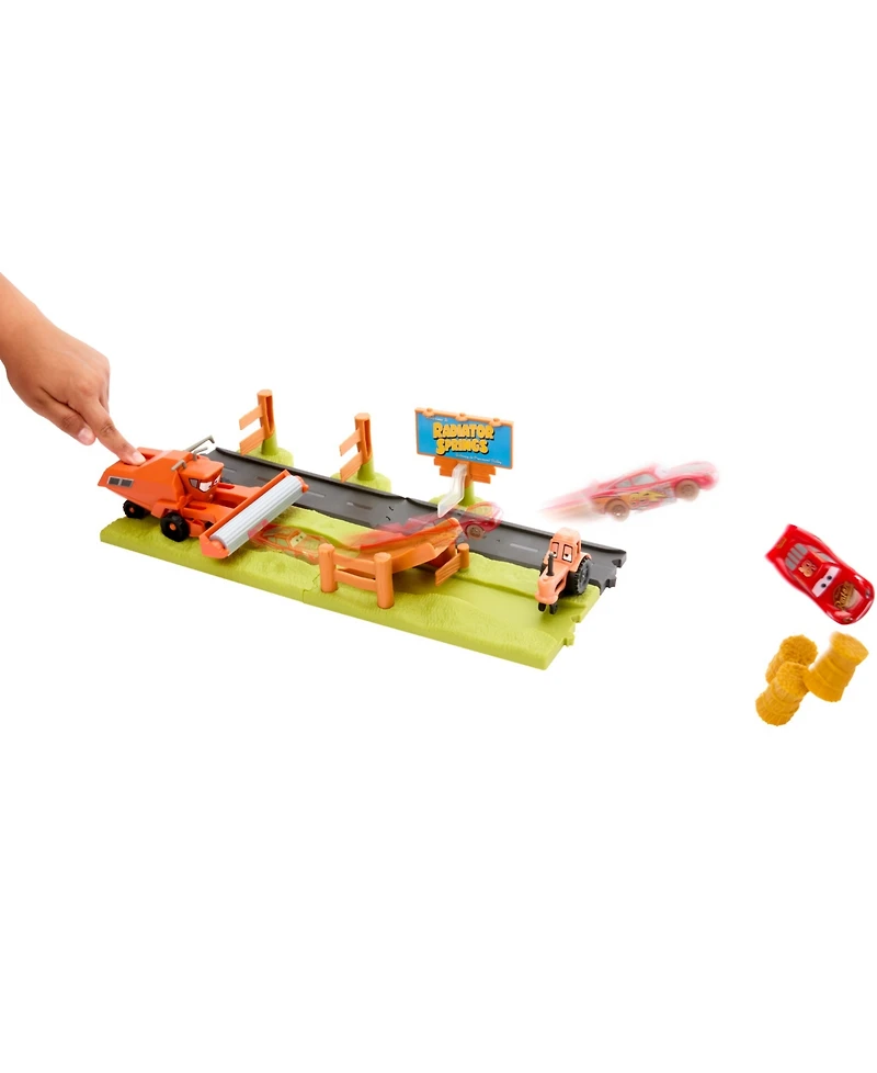 Disney and Pixar Cars Frank Escape and Stunt Race Playset