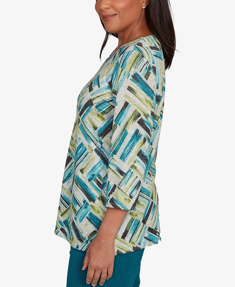 Alfred Dunner Petite Lake Champlain Detailed V Neck Brushstroke Top