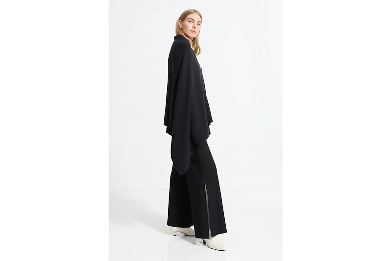 Marcella Women's Mika Knit Cape