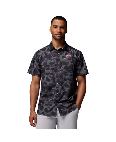 Columbia Men's Black Ohio State Buckeyes Super Slack Tide Omni-Wick Button-Up Shirt