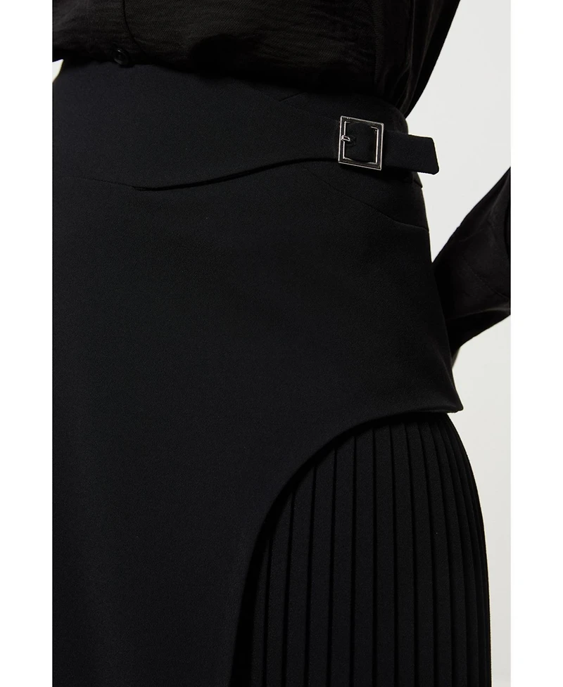 Buckle Detail Pleated Mini Skirt
