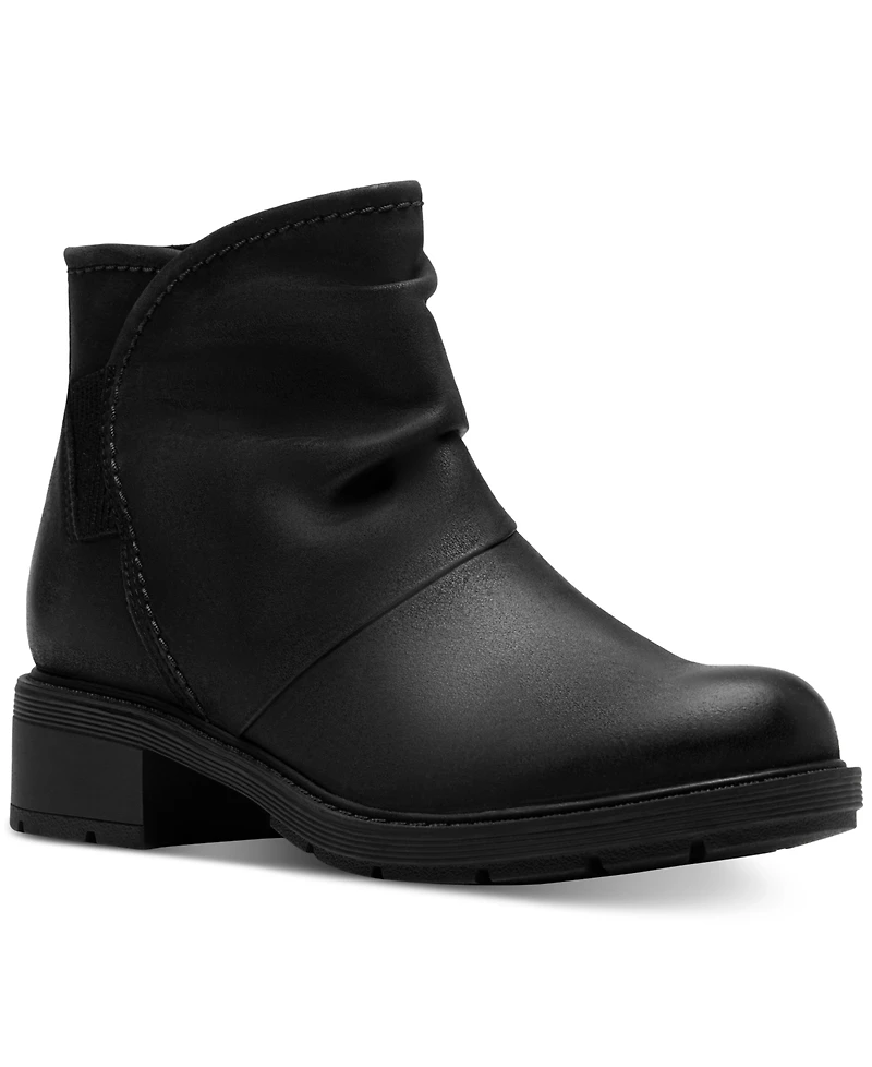 Clarks Collection Women's Hearth Sofia Block Heel Boots