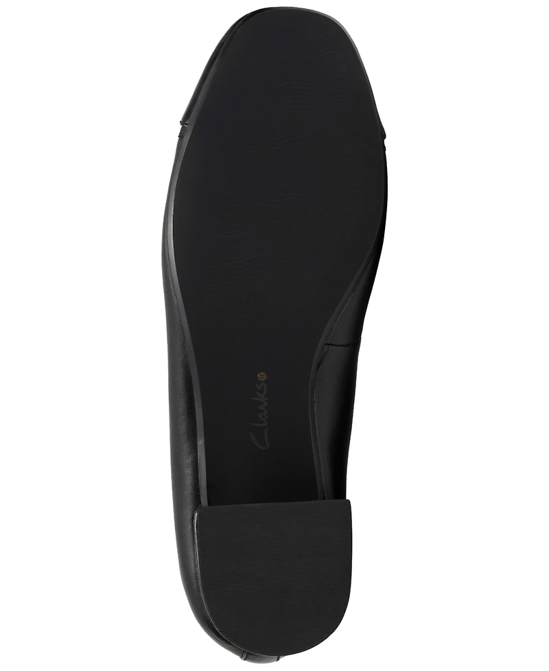Clarks Collection Women's Marilyn Day Slip On Pumps