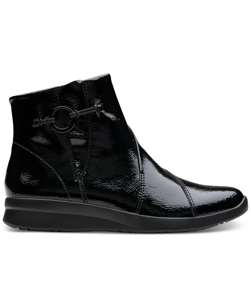 Clarks Collection Women's Ellowyn Deva Wedge Booties