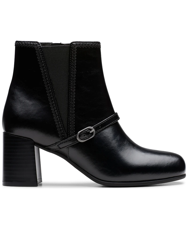 Clarks Collection Women's Keirsta Day Block Heel Booties