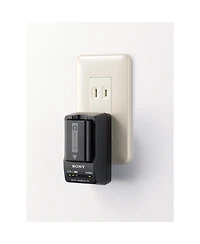 Sony Bc-trw Compact 100/240V Quick Charger for Np-FW50 Battery