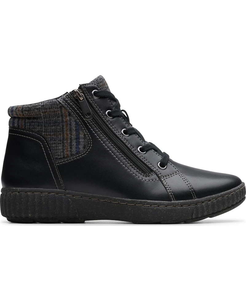 Clarks Women's Collection Caroline Spice Side Zip Booties