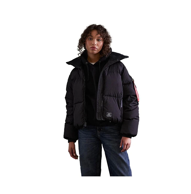 Alpha Industries Women's Sierra Short Puffer W