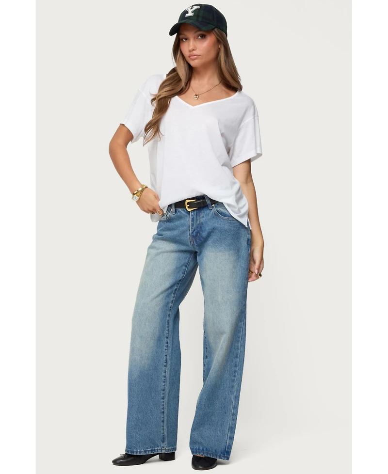 Edikted Womens Sonora Oversized V Neck T Shirt
