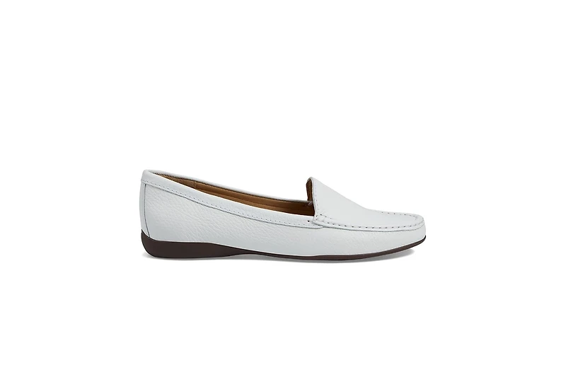 Marc Joseph New York Womens Lake Road Comfort Slip on Leather Loafer