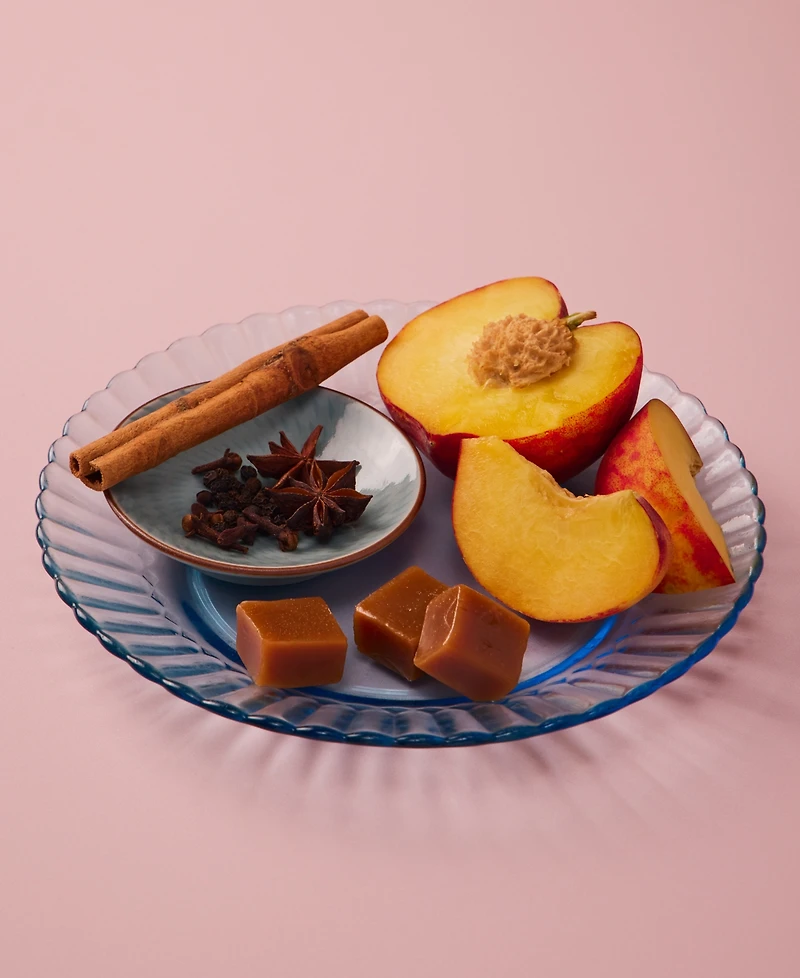 Le Bon Garcon Bitten Peach Caramels Box, 6 oz