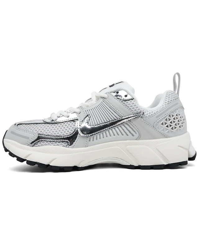 Nike Big Kids Vomero Casual Sneakers from Finish Line Arden Fair