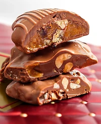 Bonnie & Pop Christmas Chocolate Gift Tin, 28 Pieces