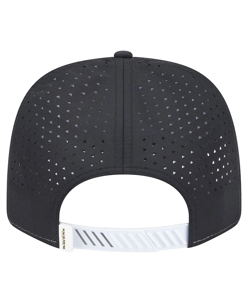 New Era Men's White/Black Baltimore Ravens Established Patch 9SEVENTY Adjustable Hat