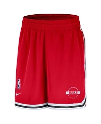 Nike Men's Red Chicago Bulls Authentic Practice Dna Woven Performance Shorts