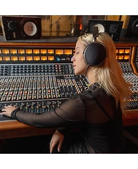 Audeze Lcd-S20 Closed-Back Planar Magnetic Headphones