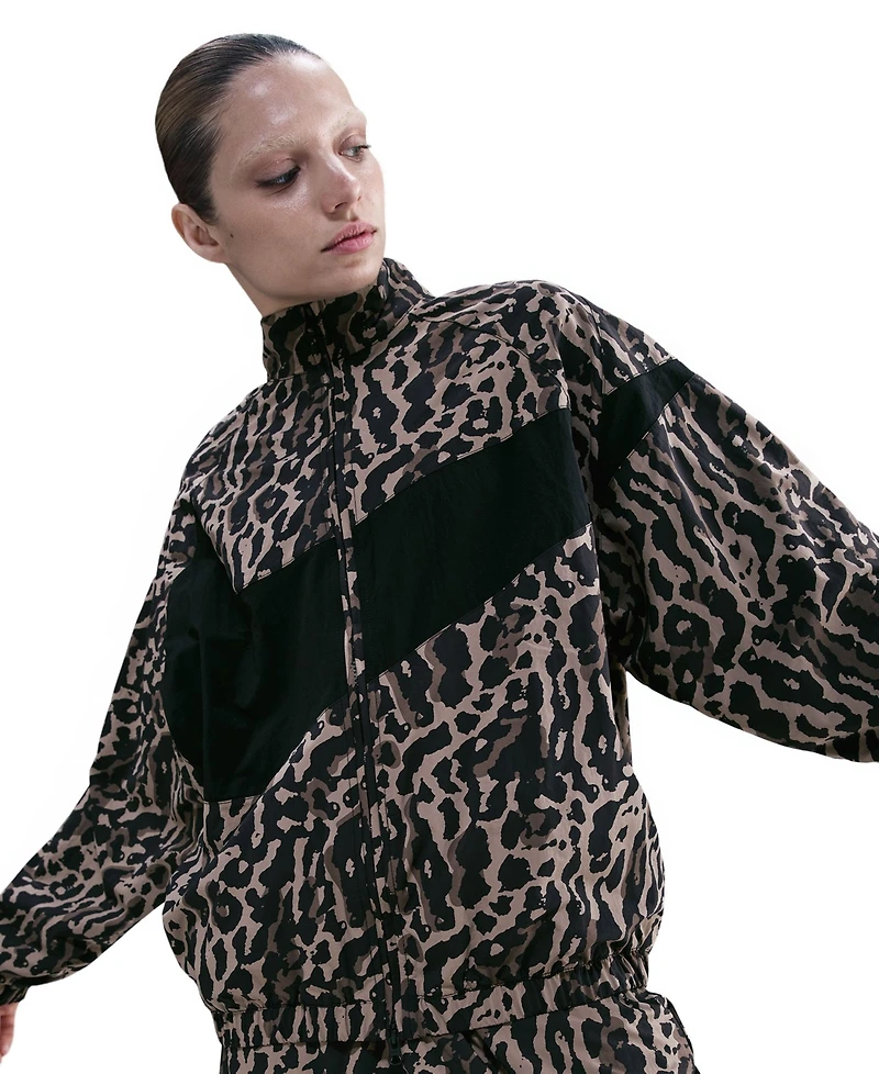 Nike Women's Long Sleeve Jacket