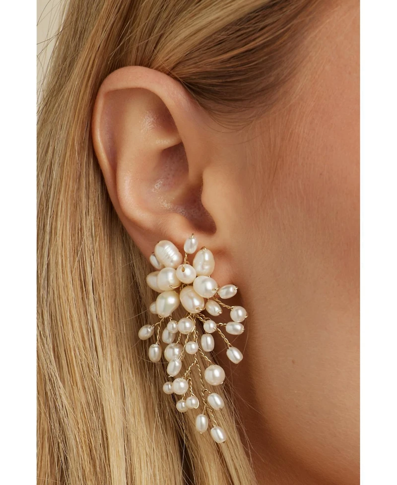 Untamed Petals Moore Freshwater Pearl Earrings