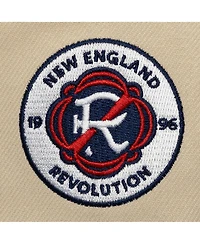 Mitchell & Ness Men's Cream/Navy New England Revolution Upside Down Pro Pinch Snapback Hat