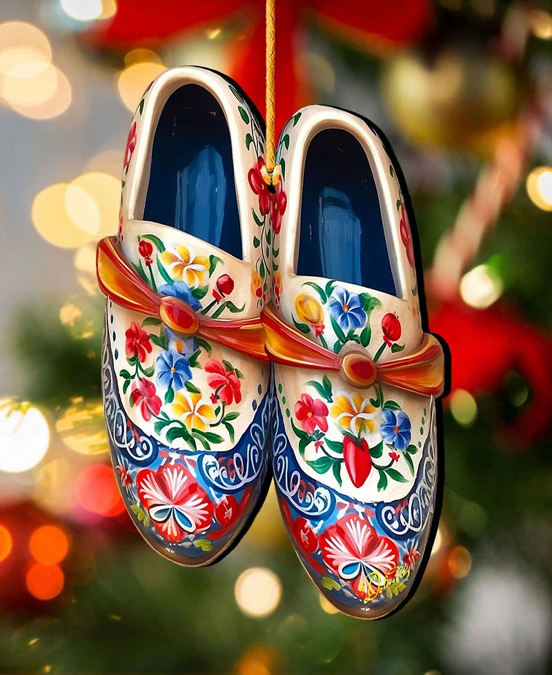 Designocracy Danish Shoes Christmas Wooden Ornament