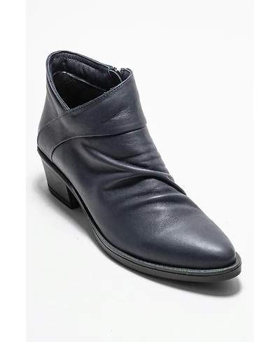 Forever & Always Shoes Rule Leather Chunky Boot (Women)