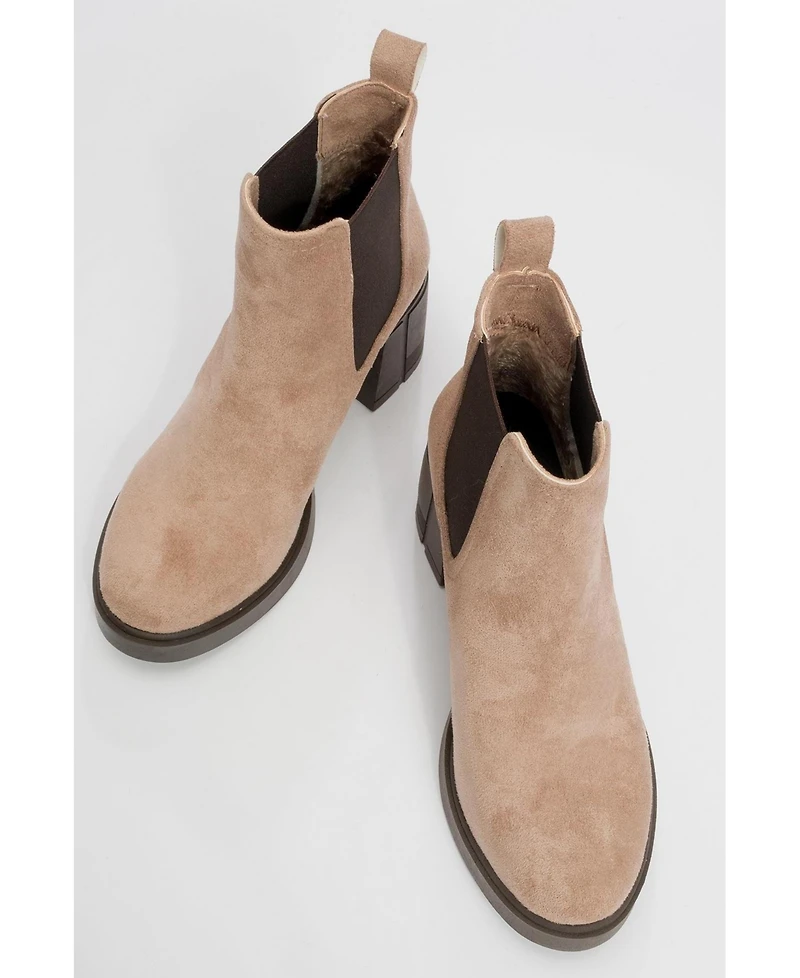 Prologue Shoes Loves Platform Chelsea Boot (Women)
