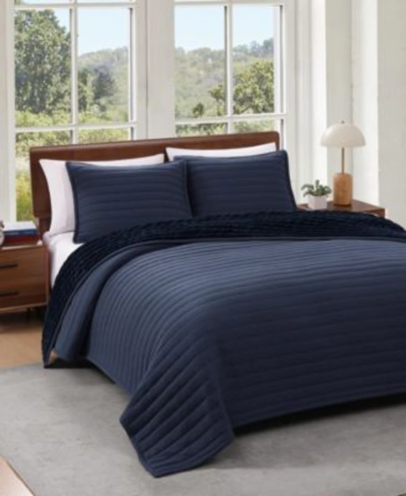Tommy Hilfiger Classic Comfort Flannel Quilt Set