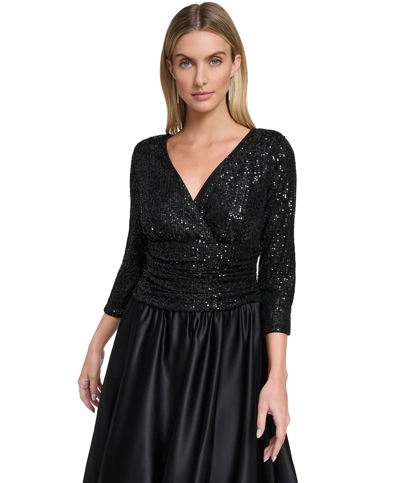 Jessica Howard Petite 3/4-Sleeve V-Neck Sequin Midi Dress