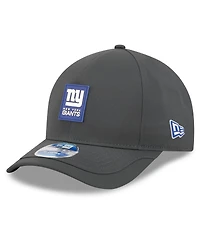 New Era Men's Charcoal New York Giants 2025 Sideline Cold Weather 9FORTY M-Crown Adjustable Hat
