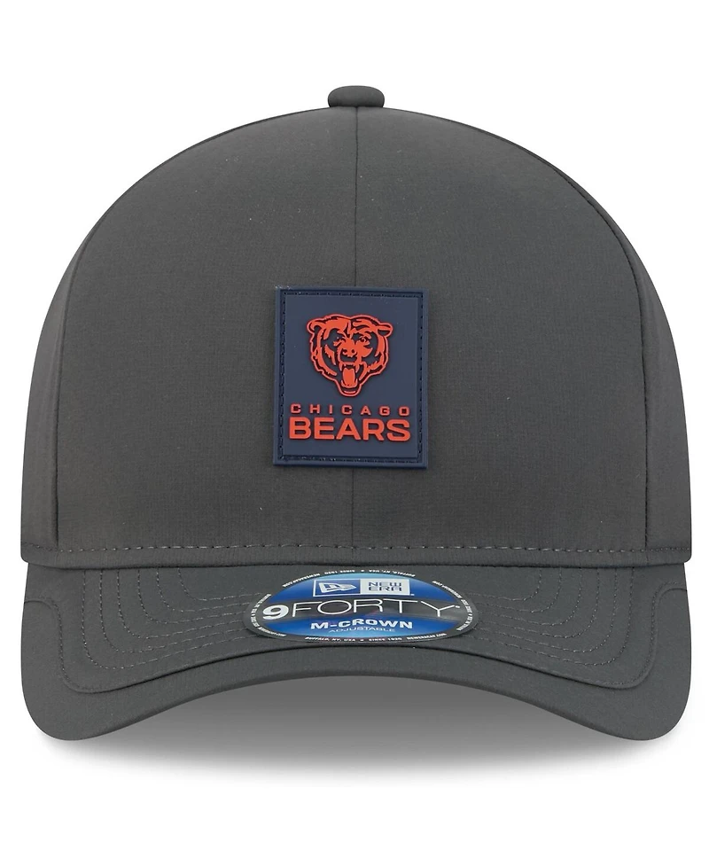 New Era Men's Charcoal Chicago Bears 2025 Sideline Cold Weather 9FORTY M-Crown Adjustable Hat