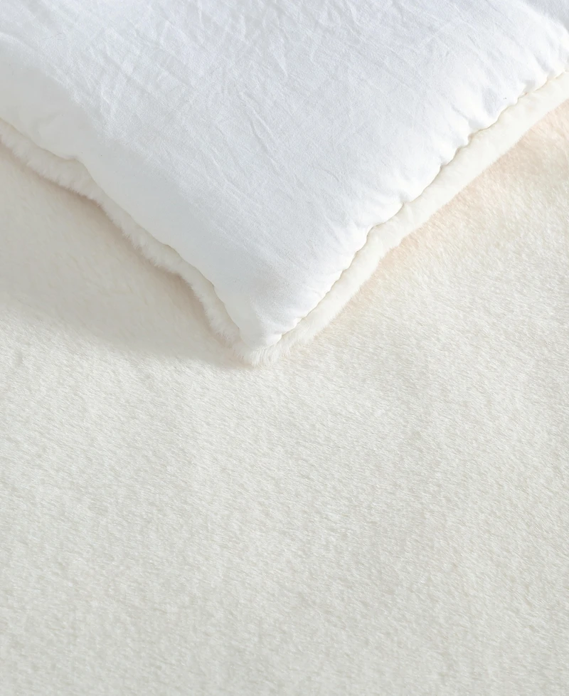 Vera Wang Signature Solid Faux Fur 3-Pc. Comforter Set