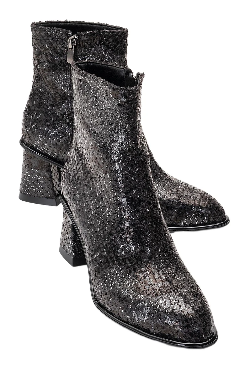 Prologue Shoes Nina Snakeskin Bootie (Women)