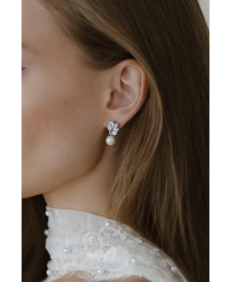Poise Pearl Drop Earrings