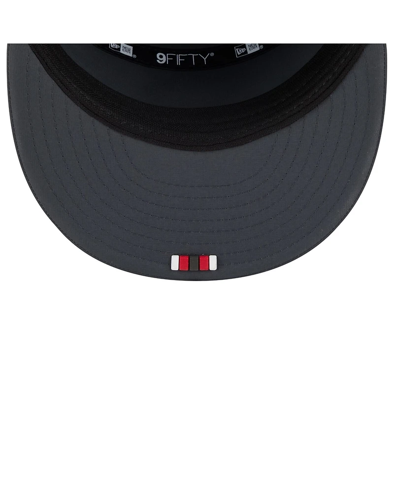New Era Men's Charcoal Tampa Bay Buccaneers 2025 Sideline Cold Weather Split Panel 9FIFTY Snapback Hat