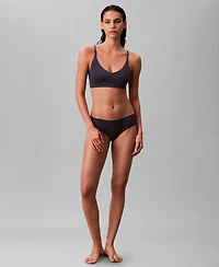 Calvin Klein Women's Invisibles Comfort Lightly Lined Triangle Bralette QF5753