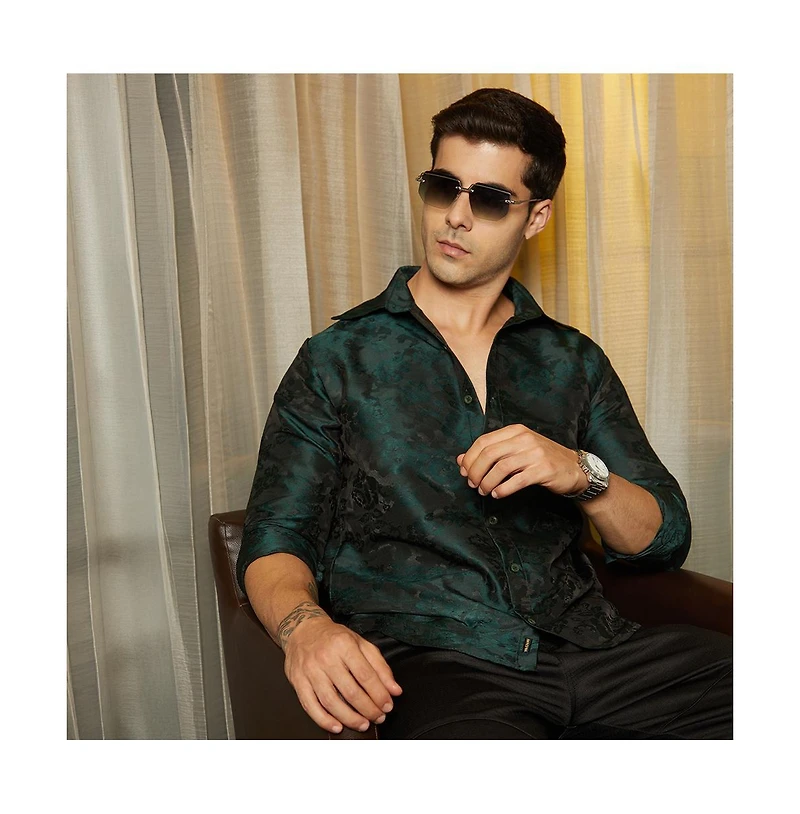 Campus Sutra Men's Emerald Green Rosa-Woven Shirt