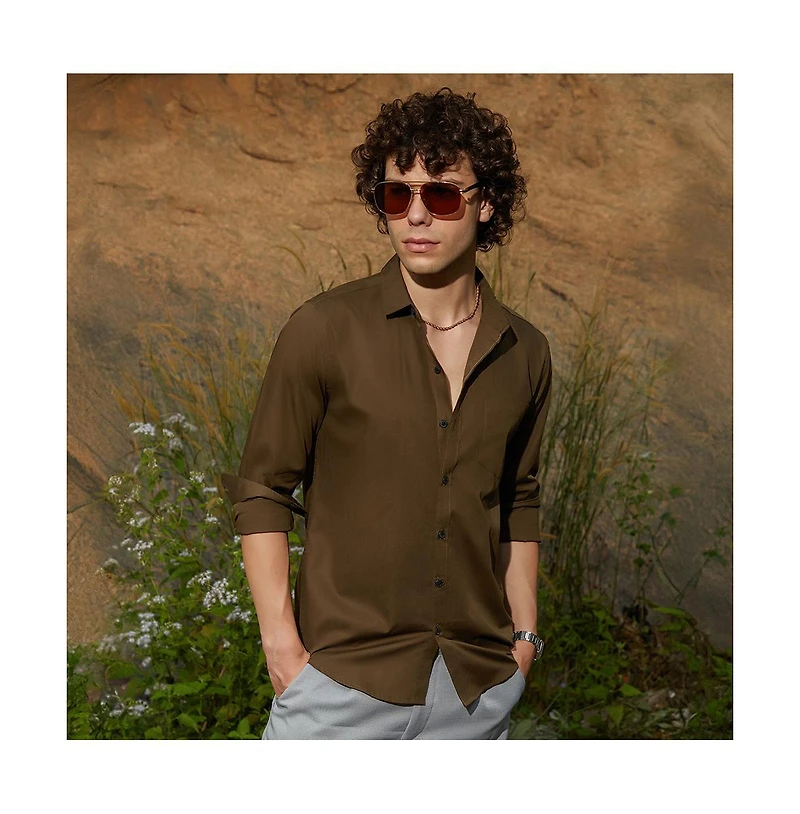 Campus Sutra Men's Olive Green Solid Button-Up Shirt