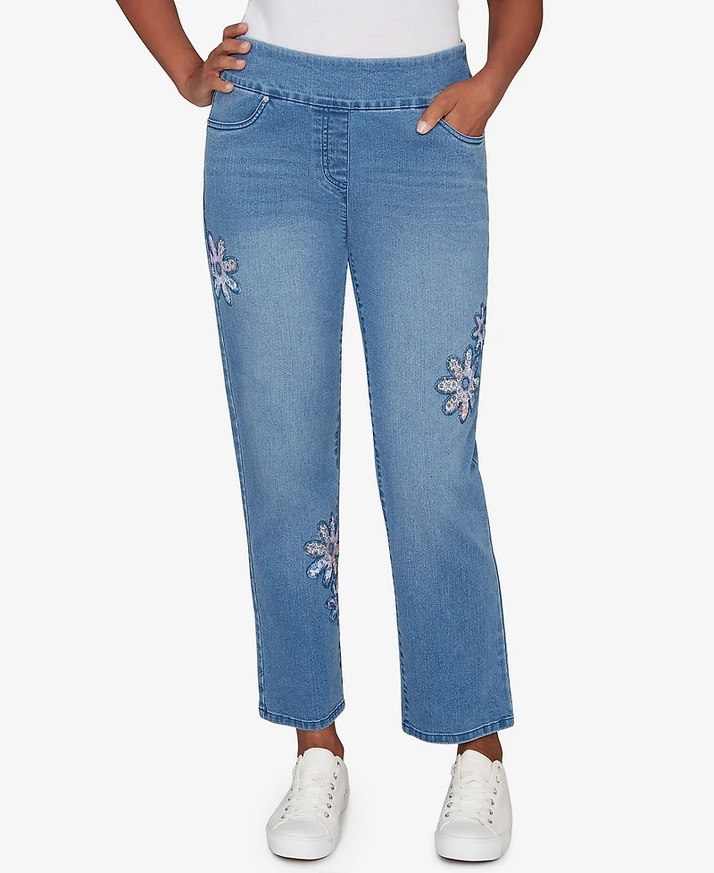 Alfred Dunner Women's Hilton Head Floral Applique Detail Short Length Pants