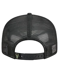 New Era Men's Hunter Green/Black Milwaukee Bucks Outdoor Split Panel 9FIFTY Snapback Hat