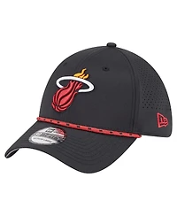 New Era Men's Black Miami Heat Featherweight Poly Rope Flex 39Thirty Hat
