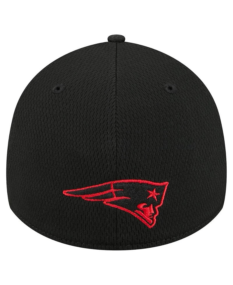 New Era Men's Black England Patriots Scoreboard 39THIRTY Flex Hat