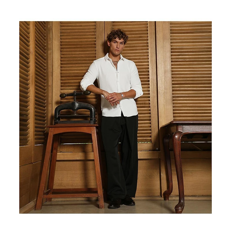 Campus Sutra Men's Chalk White Chevron-Panel Tactile Shirt