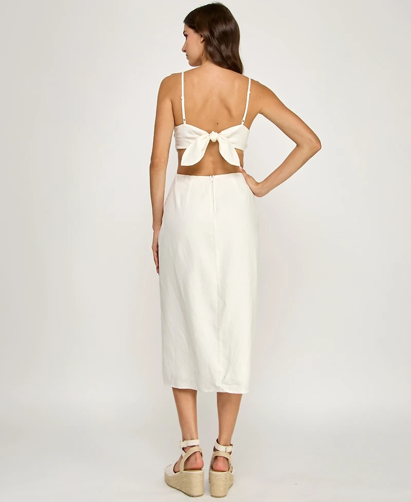 Row A Juniors' Sleeveless Embroidered Scallop Bust Midi