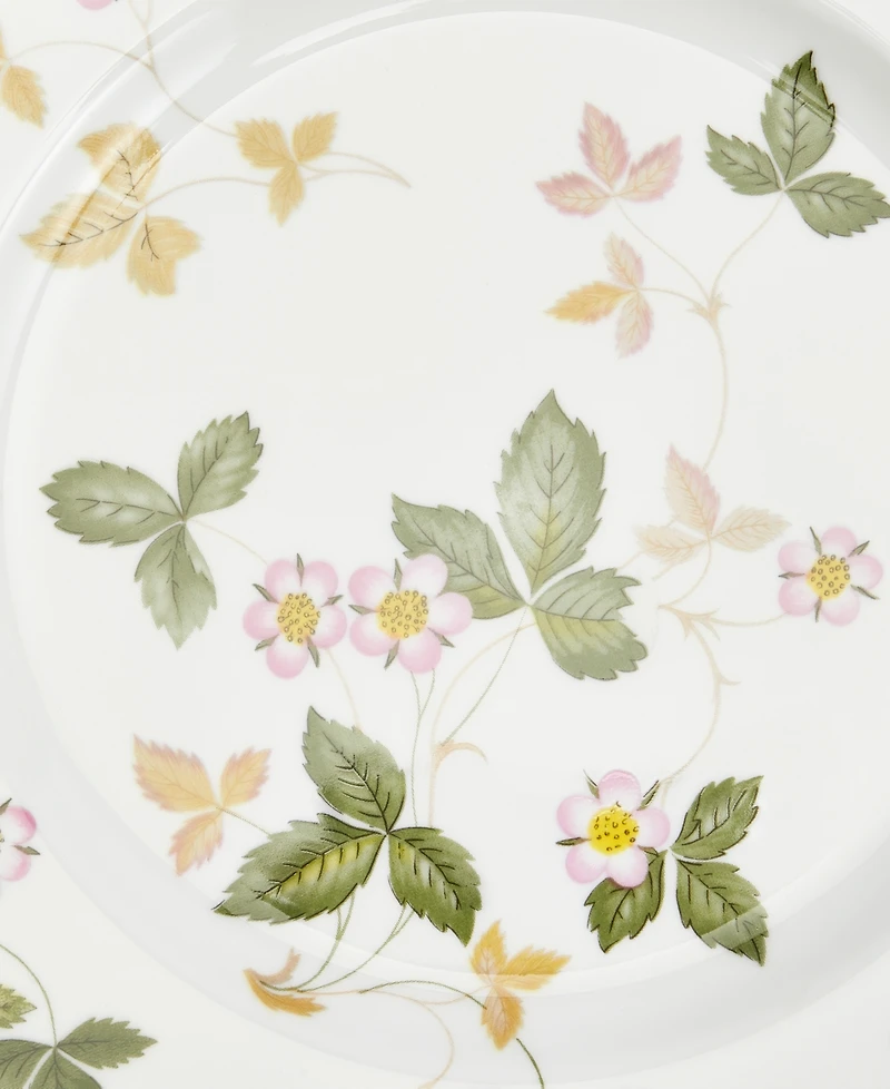 Wedgwood "Wild Strawberry" Dinner Plate, 10.75"